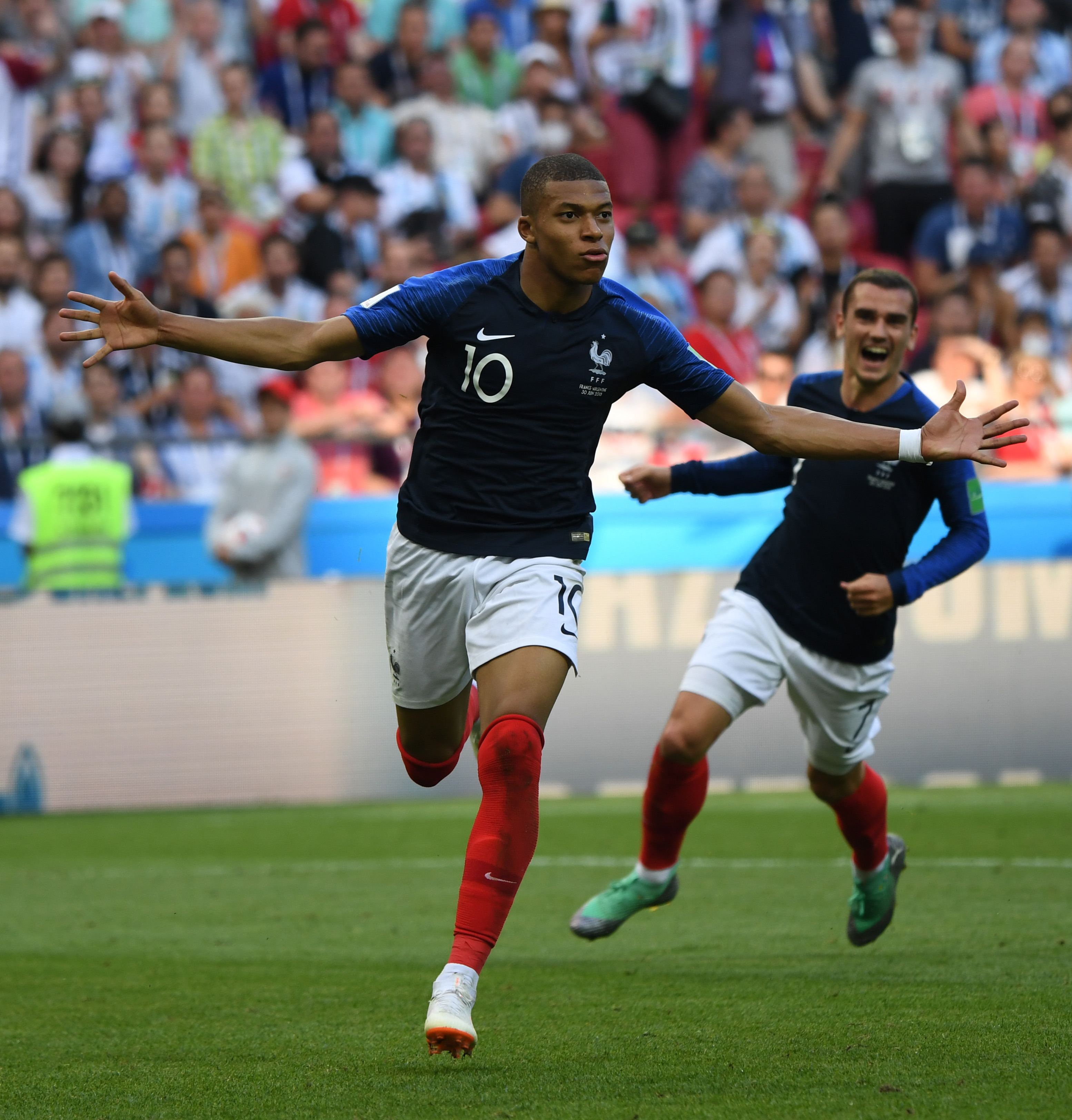 浙江男篮末节连得10分逆转辽宁（浙江男篮末节掀10分高潮逆转辽宁）