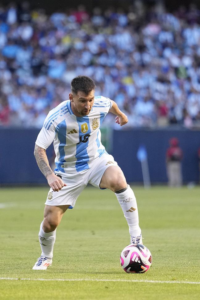 德凯特拉雷：我已迎来在亚特兰大最佳状态；我们不比切尔西差（德凯特拉雷：在亚特兰大已达最佳状态，我们不逊于切尔西）