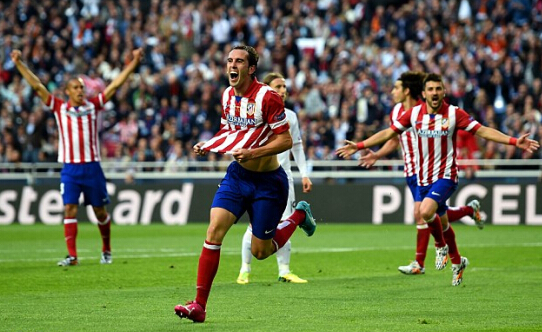 3C：骨上的钢板是我考虑退役原因之一；弗里克说表现好能抽烟（3C坦言骨内钢板让他考虑退役；弗里克：表现好就能抽烟）