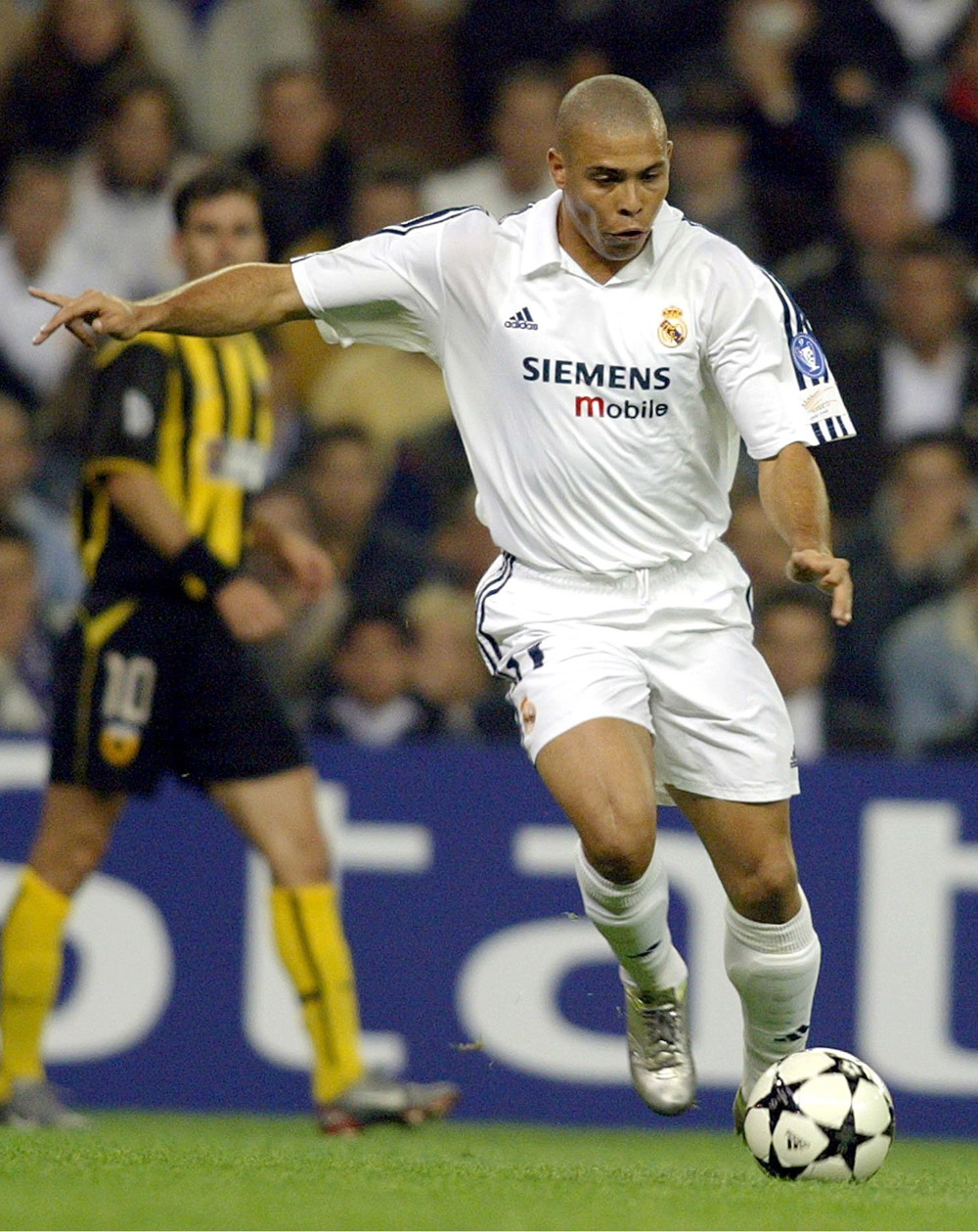 斯科尔斯、卡拉格都认为：哈白布是足球历史上最佳中场组合（斯科尔斯与卡拉格一致认同：哈白布是足坛史上最强中场组合）