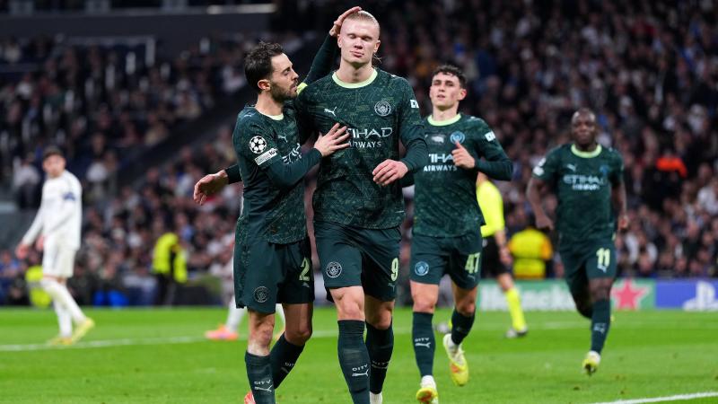 巴蒂：劳塔罗和小蜘蛛可以一起上，但其中一人必须做出牺牲（巴蒂：劳塔罗与小蜘蛛能同场竞技，但须有一人为团队让步）