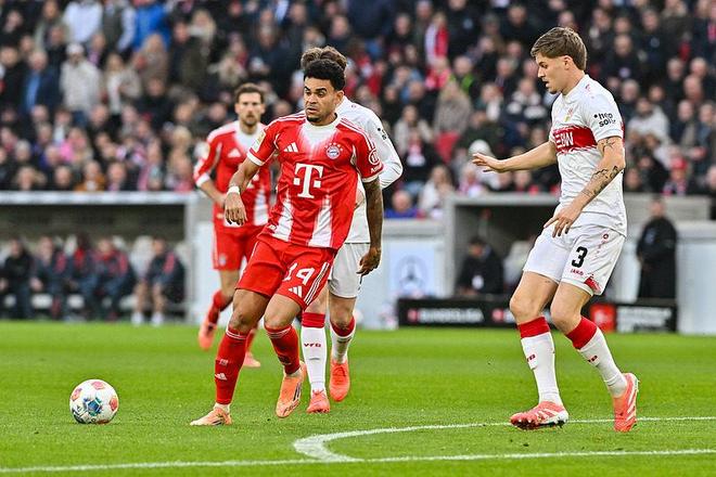 记者：拜仁、曼联有意巴莱巴，球员更希望留英超加盟红魔（曝拜仁曼联齐追巴莱巴 他更愿留英超投曼联）