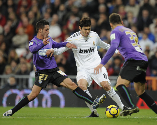 阮奇龙庆祝冲超：美好的一个赛季，一起期待2026新的挑战（阮奇龙庆贺升超：美妙赛季收官，携手期待2026年新挑战）