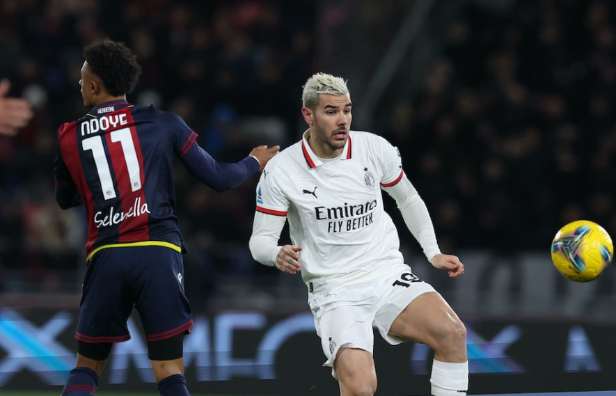 2.53米，麦克托米奈创下倒钩射门脚尖高度新的世界纪录（麦克托米奈倒钩脚尖高度达2.53米，刷新世界纪录）